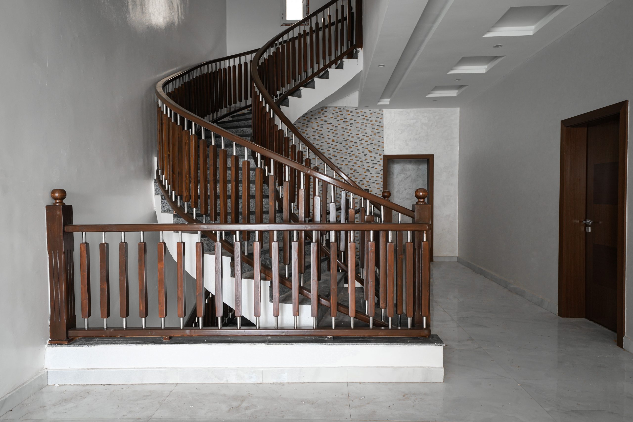 Escalier spirale moderne minimaliste design