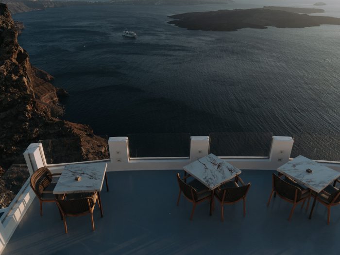 Ta terrasse en marbre est terne : comment la rénover vraiment ?
