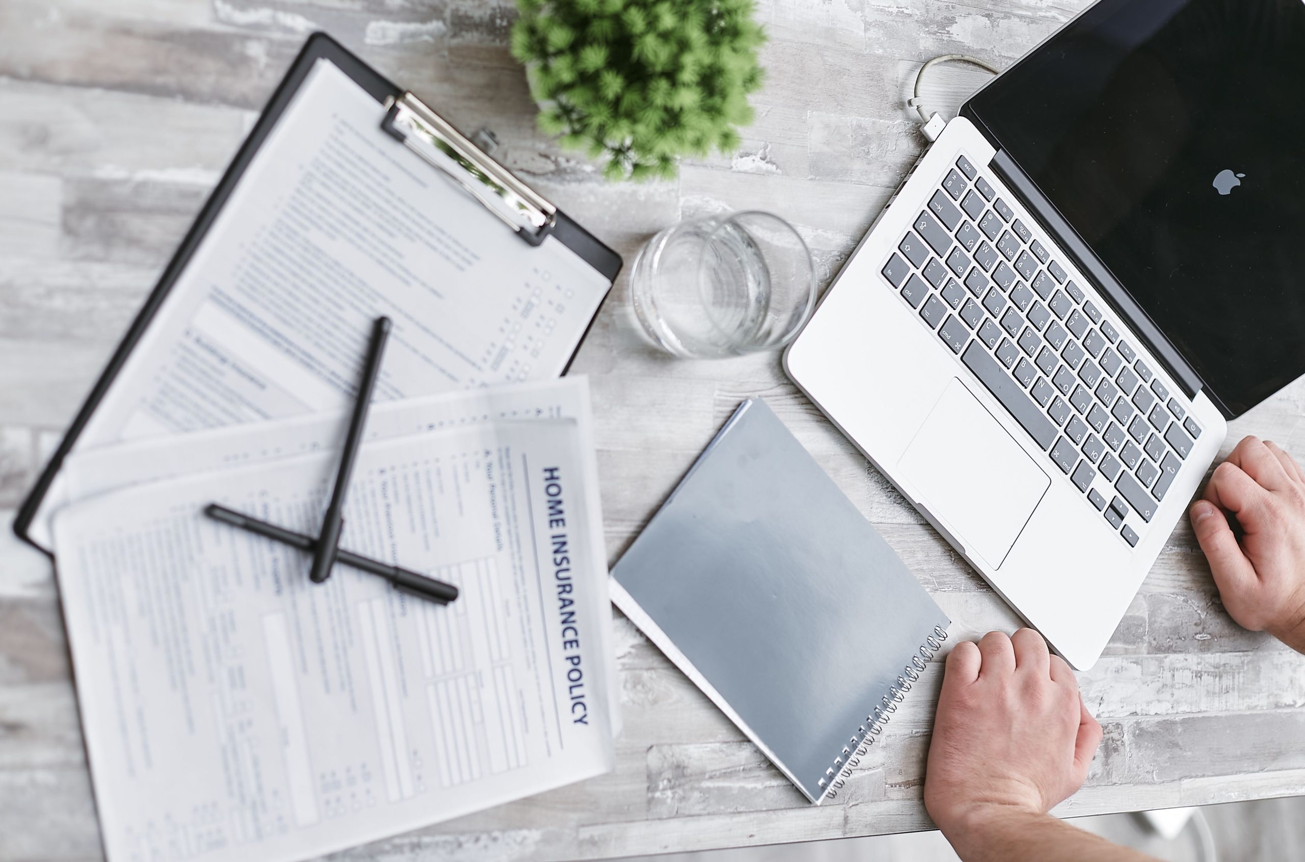 Formulaires assurance habitation laptop documents bureau